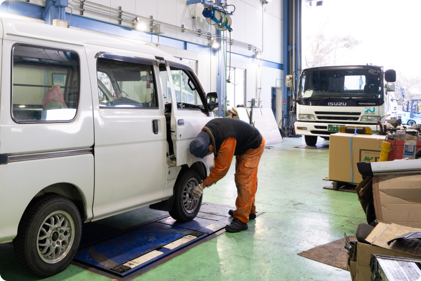 自社整備だから実現できる、配送を止めない車両コンディション